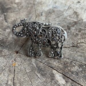 Elephant Ring Stretch Band
